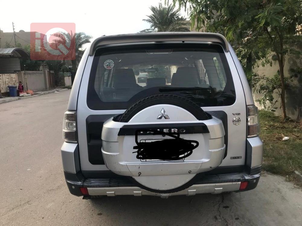 ميتسوبيشي باجيرو